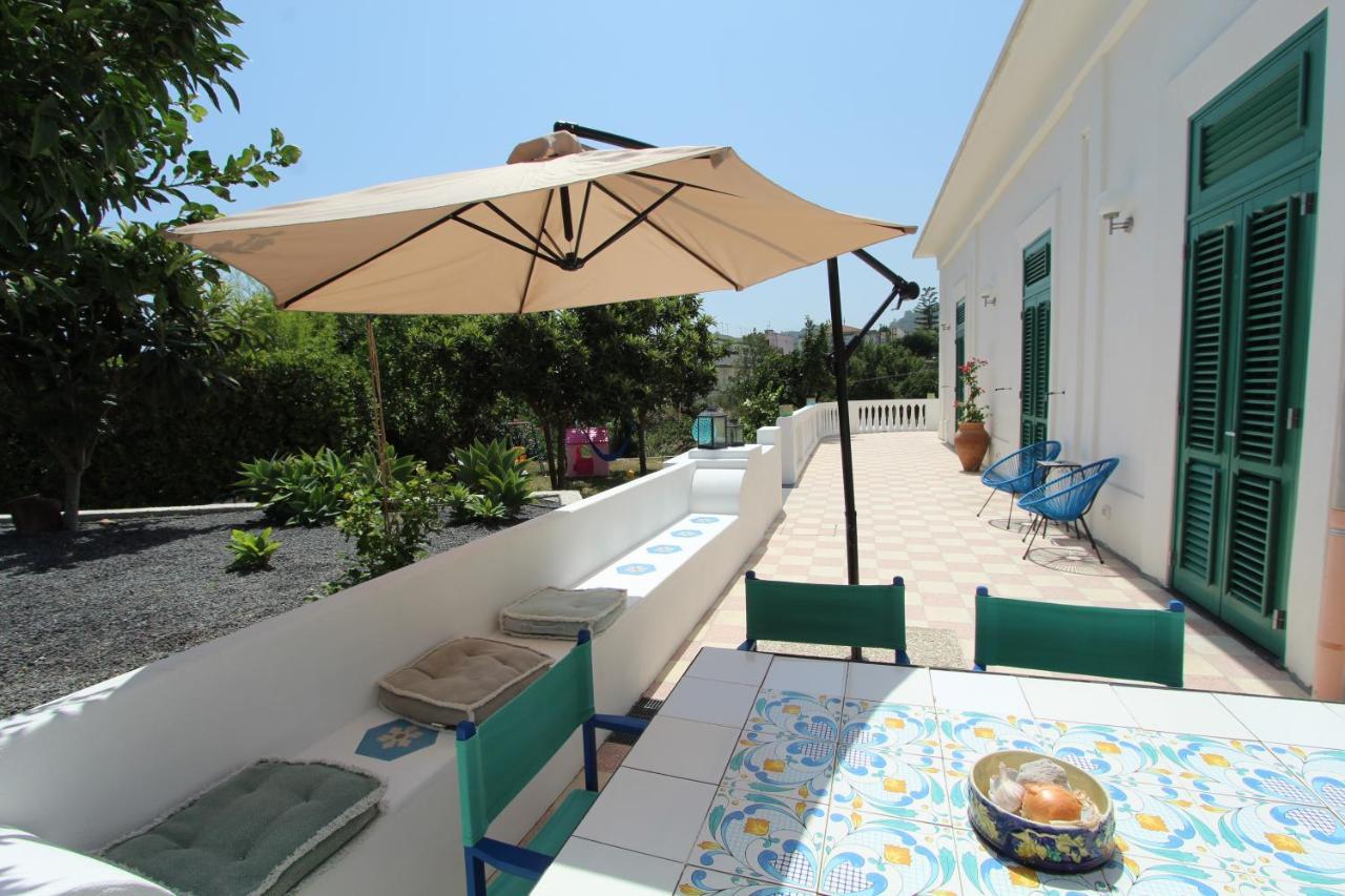 La Casa Bianca Villa Lipari  Exterior photo